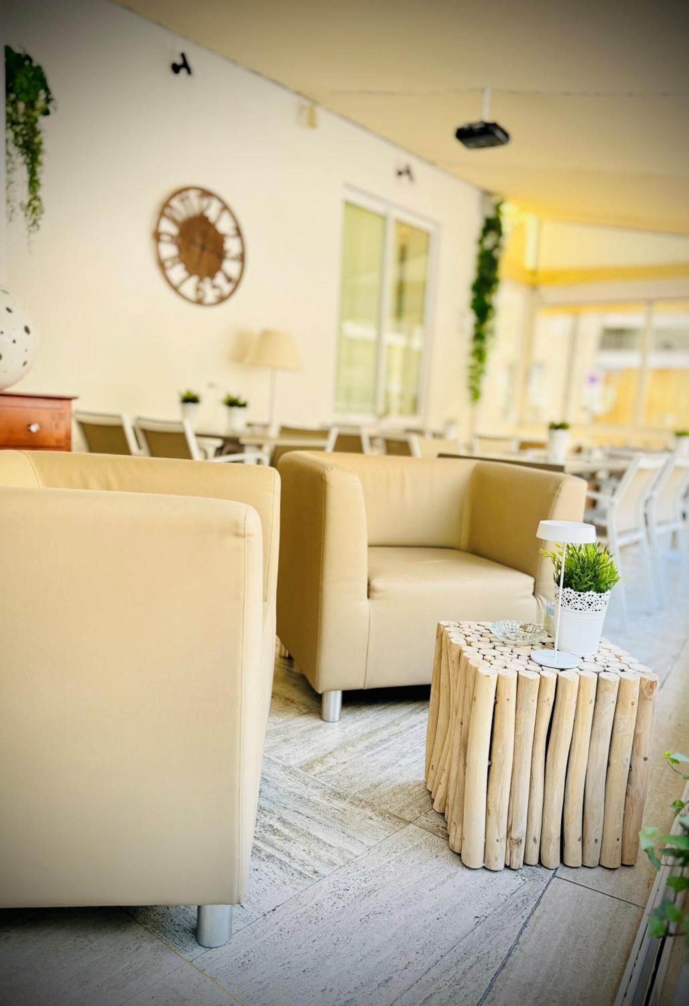 Hotel Touring Lido di Jesolo Esterno foto